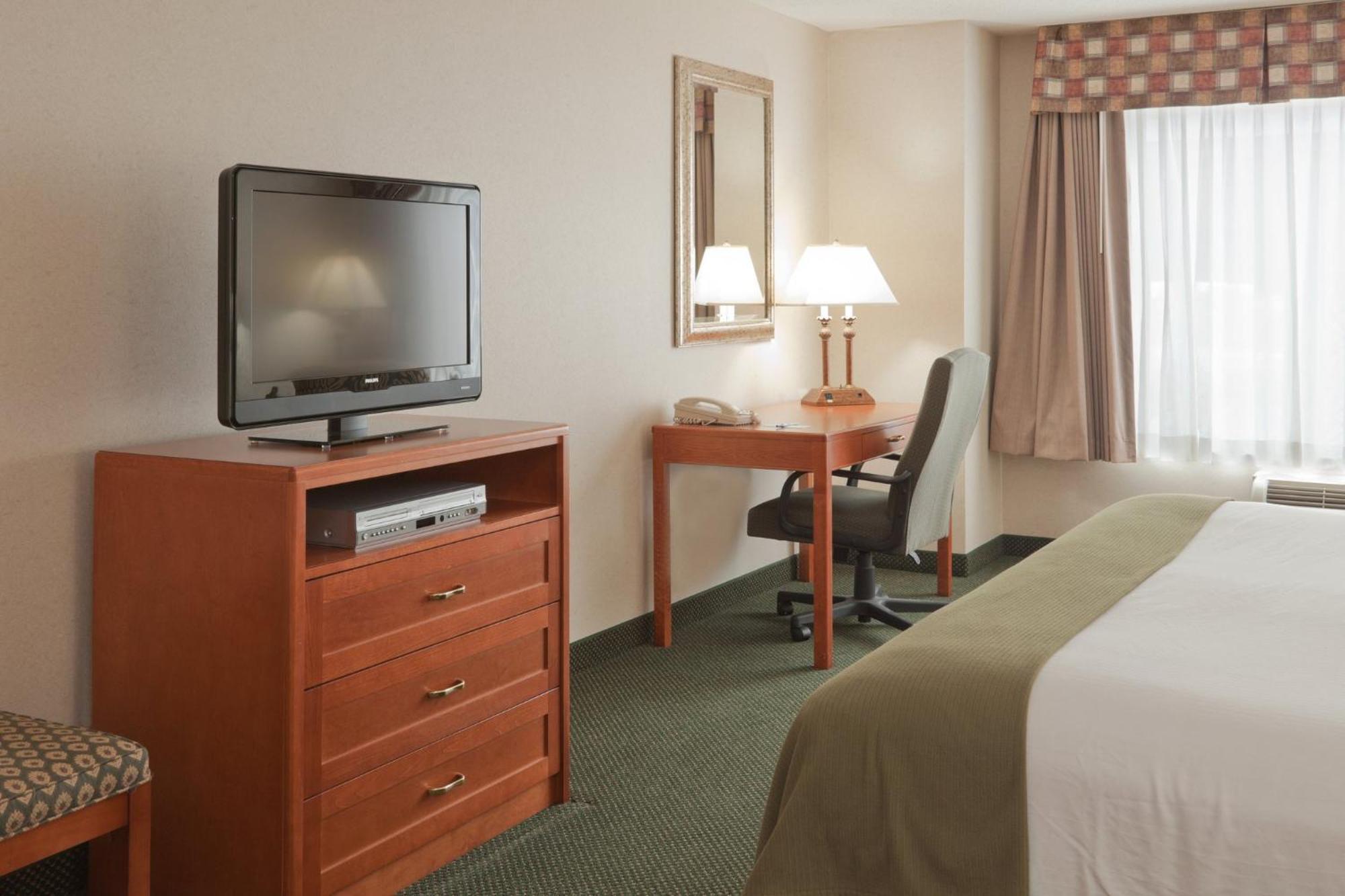 Holiday Inn Express Hotel & Suites Bryan-Montpelier, An Ihg Hotel Holiday City Extérieur photo
